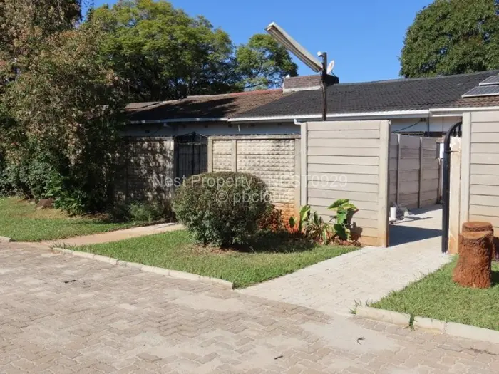 2 Bedroom Cottage/Garden Flat to Rent in Greystone Park, Harare