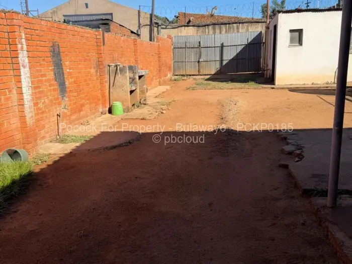 Retail/Shop for Sale in Bulawayo City Centre, Bulawayo