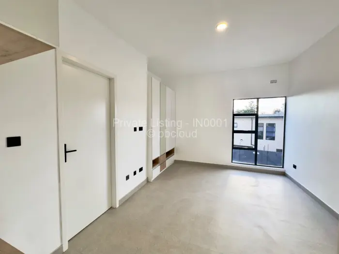 Townhouse/Cluster to Rent in Strathaven, Harare