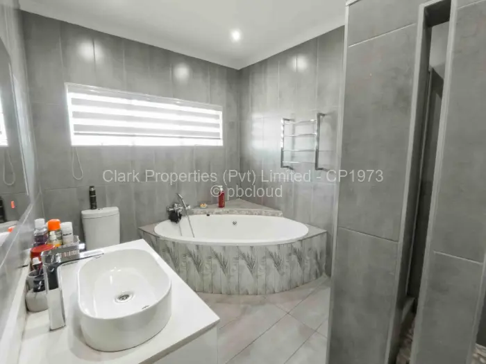 3 Bedroom House for Sale in Avondale, Harare