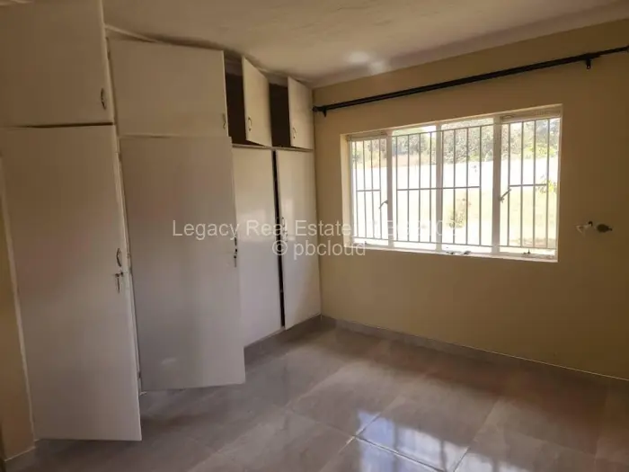 3 Bedroom House to Rent in Chisipite