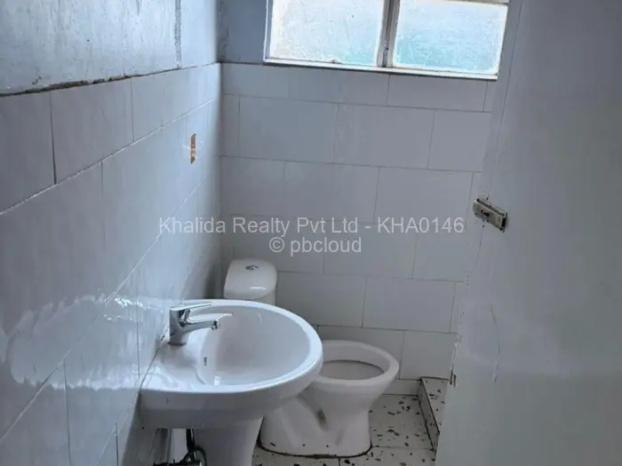 3 Bedroom House to Rent in Zengeza, Chitungwiza