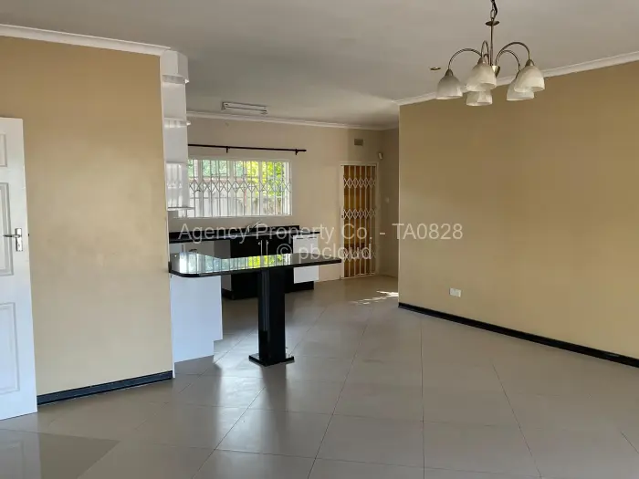 Townhouse/Cluster for Sale in Greendale, Harare