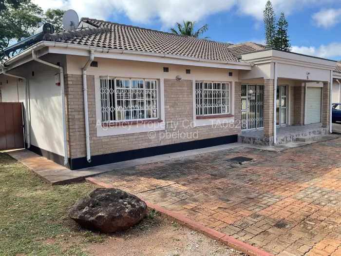 Townhouse/Cluster for Sale in Greendale, Harare