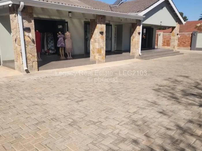 Retail/Shop to Rent in Avondale