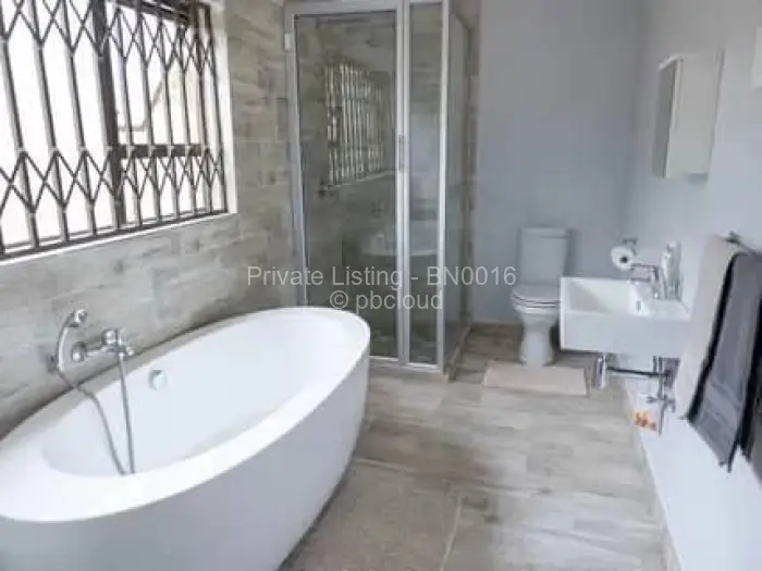 Townhouse/Cluster to Rent in Avondale West, Harare