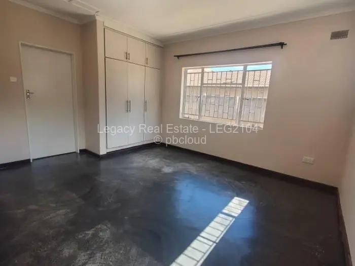 4 Bedroom House for Sale in Zimre Park, Harare