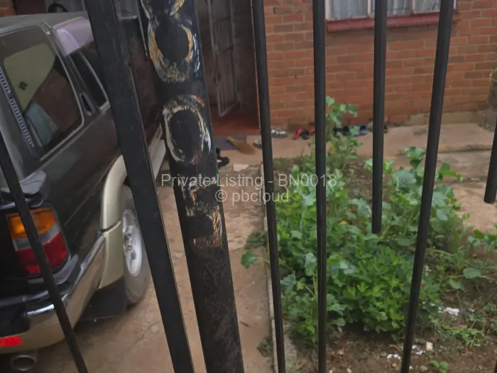 3 Bedroom House for Sale in Glen View, Harare
