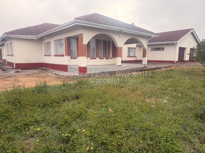 5 Bedroom House for Sale in Southview, Gweru