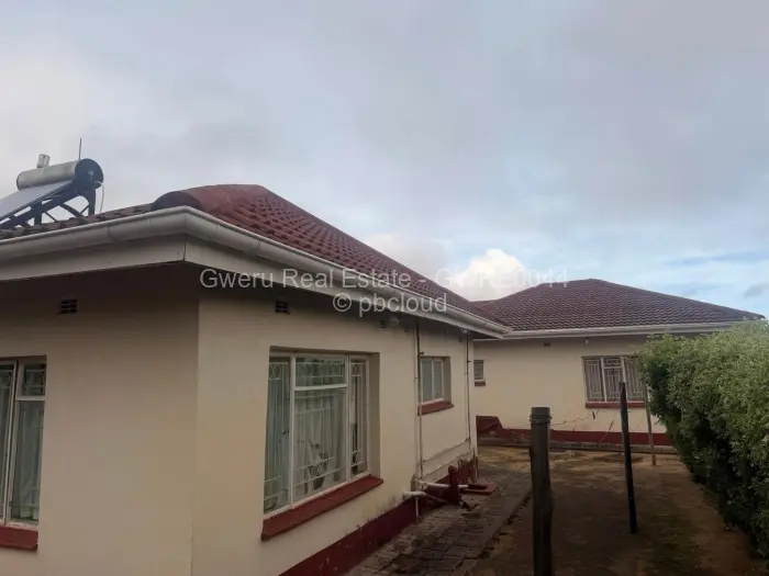 5 Bedroom House for Sale in Southview, Gweru
