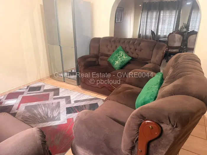 5 Bedroom House for Sale in Southview, Gweru