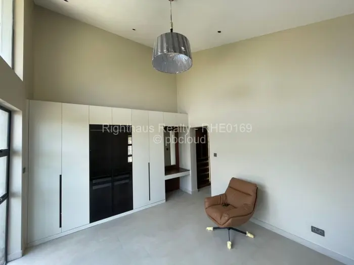 Townhouse/Cluster for Sale in Greendale North, Harare
