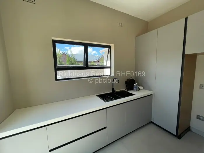 Townhouse/Cluster for Sale in Greendale North, Harare