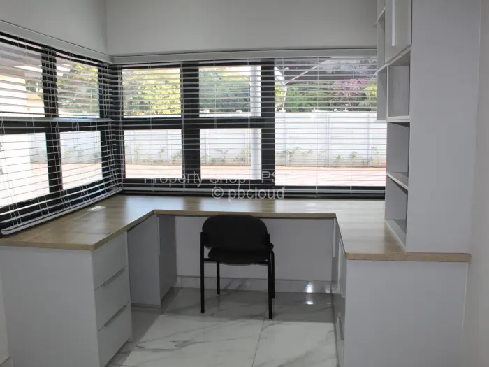 Townhouse/Cluster to Rent in Emerald Hill