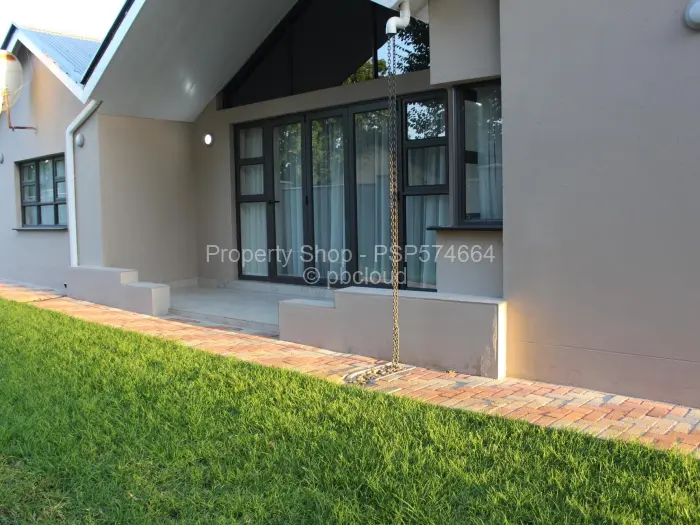 Townhouse/Cluster to Rent in Emerald Hill