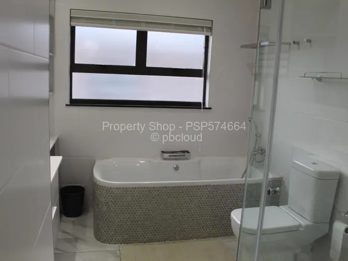 Townhouse/Cluster to Rent in Emerald Hill