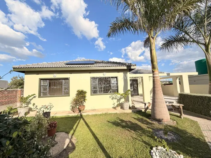 3 Bedroom Cottage/Garden Flat to Rent in Arlington, Harare