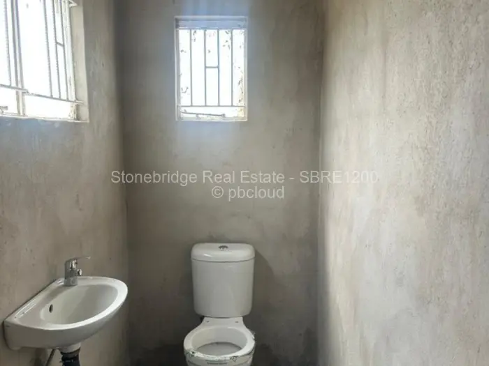 3 Bedroom House for Sale in Rangemore, Bulawayo