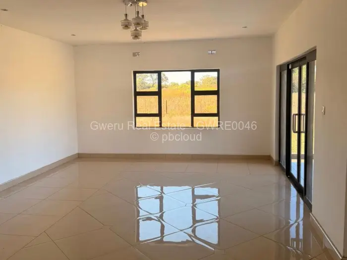 6 Bedroom House for Sale in Harben park, Gweru