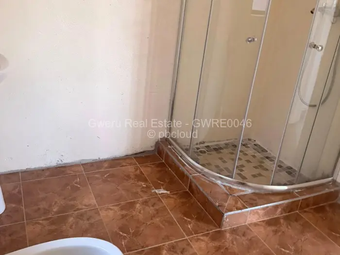 6 Bedroom House for Sale in Harben park, Gweru
