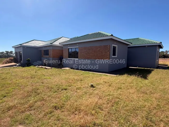 6 Bedroom House for Sale in Harben park, Gweru