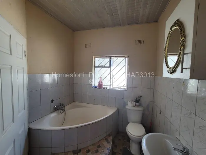 Townhouse/Cluster for Sale in Marlborough, Harare