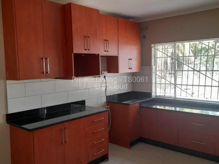 3 Bedroom House to Rent in Greendale