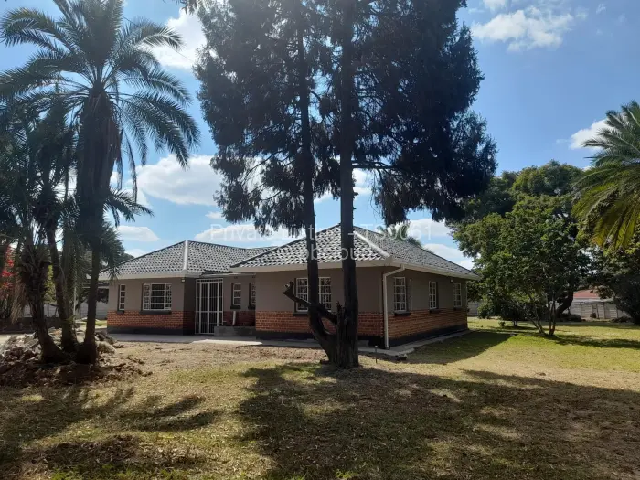 3 Bedroom House to Rent in Greendale