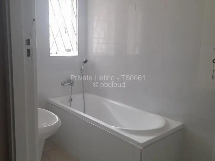 3 Bedroom House to Rent in Greendale