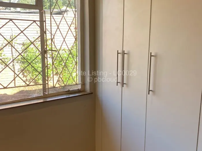 1 Bedroom Cottage/Garden Flat to Rent in Chisipite, Harare