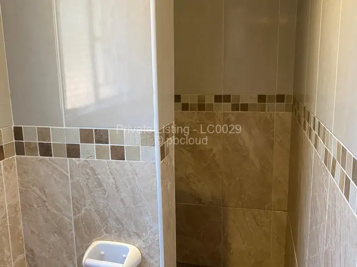 1 Bedroom Cottage/Garden Flat to Rent in Chisipite, Harare
