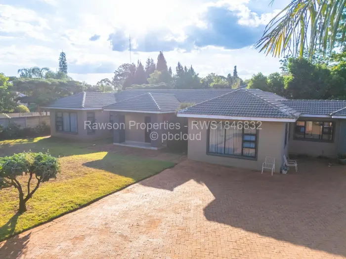 5 Bedroom House for Sale in Borrowdale Brooke, Harare