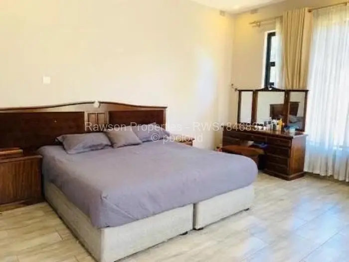 5 Bedroom House for Sale in Borrowdale Brooke, Harare