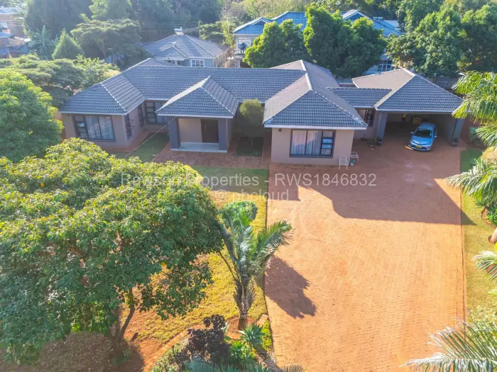 5 Bedroom House for Sale in Borrowdale Brooke, Harare
