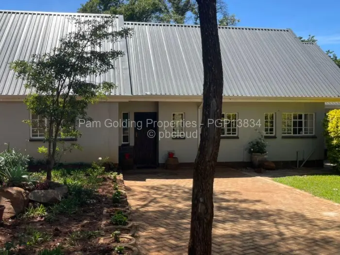 3 Bedroom House to Rent in Borrowdale