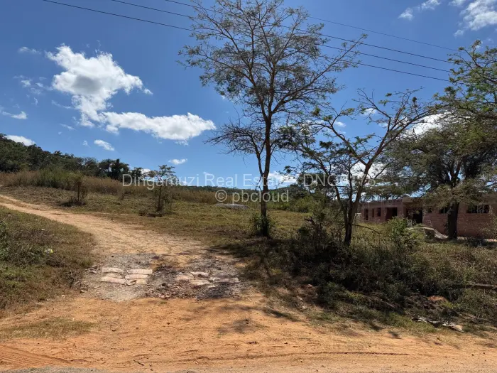 Residential Stand for Sale in Carrick Creagh Estate, Harare