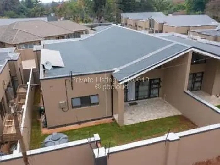 Townhouse/Cluster to Rent in Avondale West
