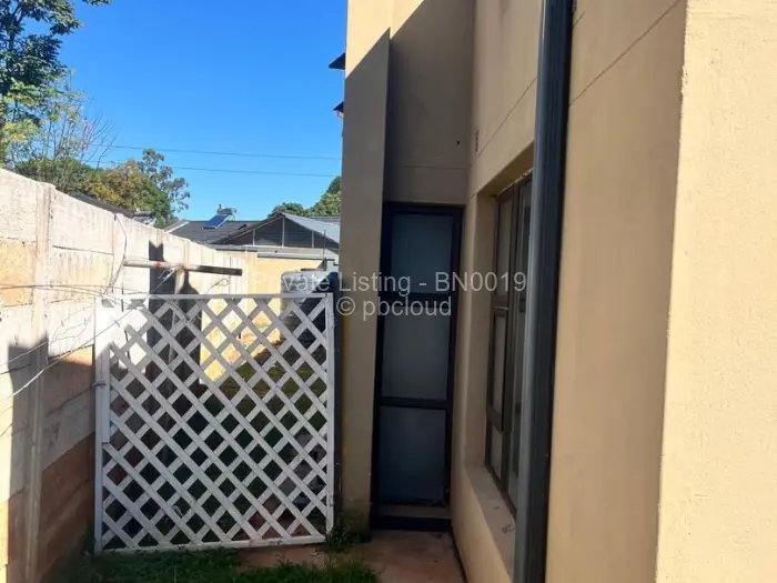 Townhouse/Cluster to Rent in Avondale West