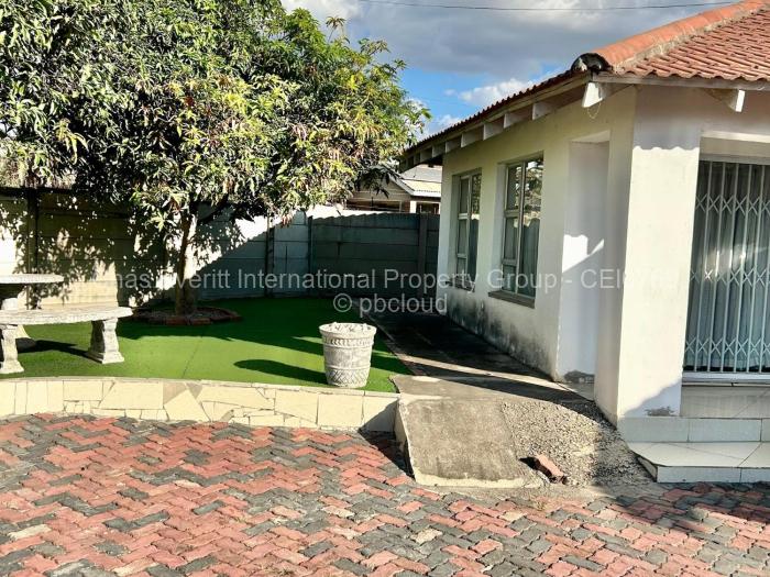 4 Bedroom House for Sale in Msasa Park, Harare