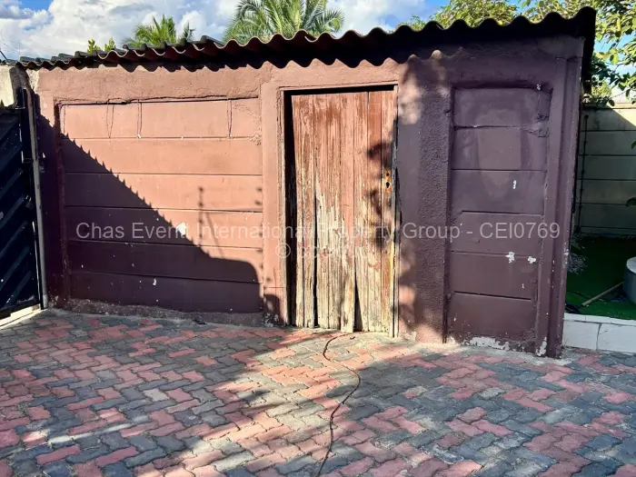 4 Bedroom House for Sale in Msasa Park, Harare