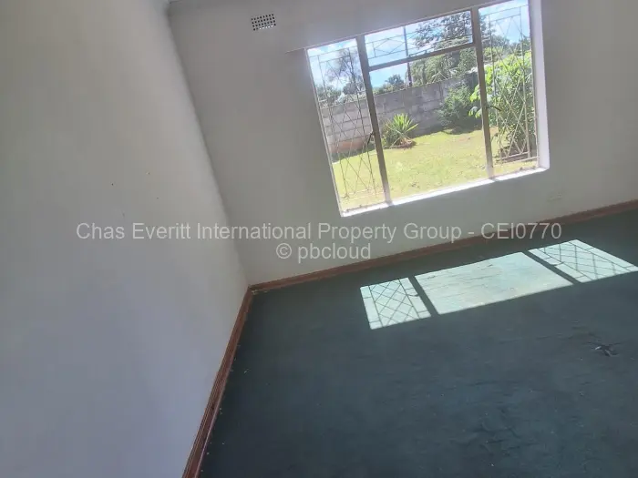 4 Bedroom House to Rent in Westgate