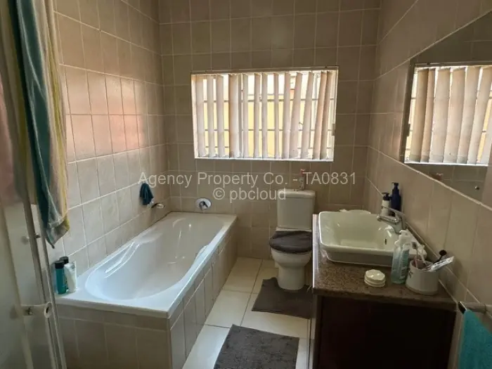 Townhouse/Cluster to Rent in Chisipite