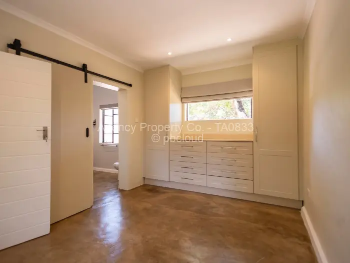 3 Bedroom House to Rent in Umwinsidale