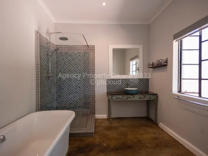 3 Bedroom House to Rent in Umwinsidale