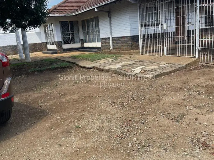 4 Bedroom House to Rent in Mount Pleasant