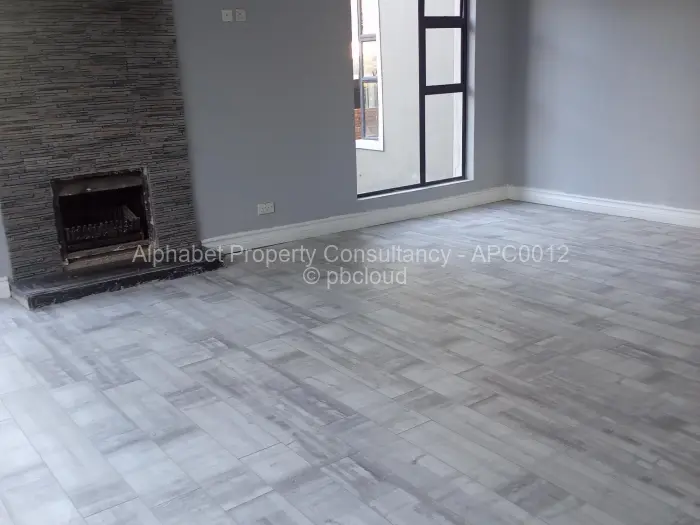 Townhouse/Cluster to Rent in Glen Lorne