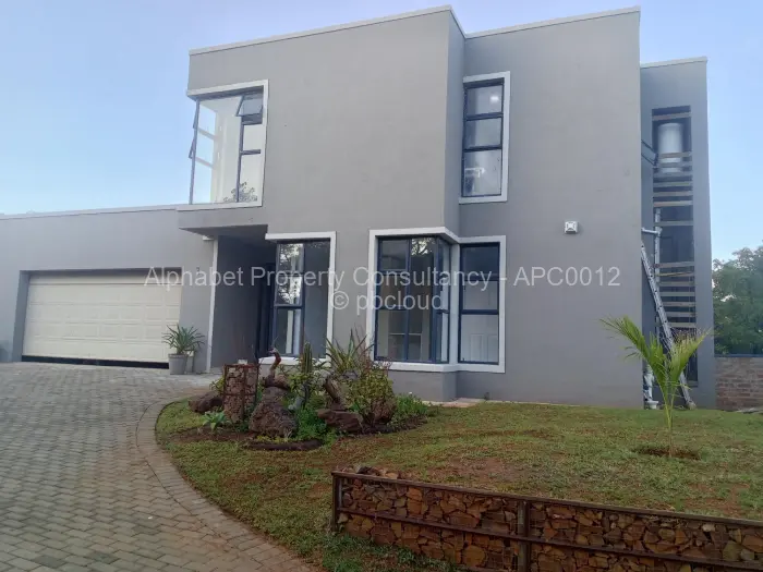 Townhouse/Cluster to Rent in Glen Lorne