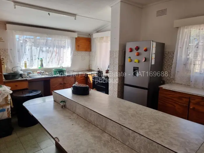 3 Bedroom House to Rent in Paddonhurst, Bulawayo