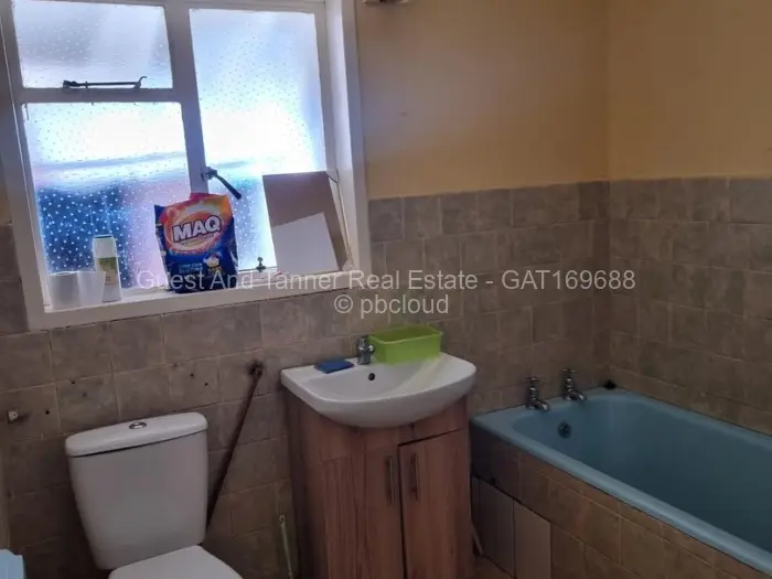 3 Bedroom House to Rent in Paddonhurst, Bulawayo