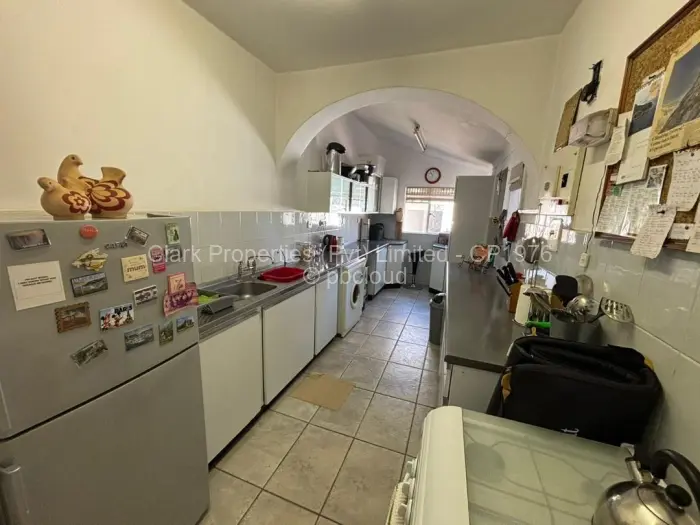 Flat/Apartment to Rent in Avondale